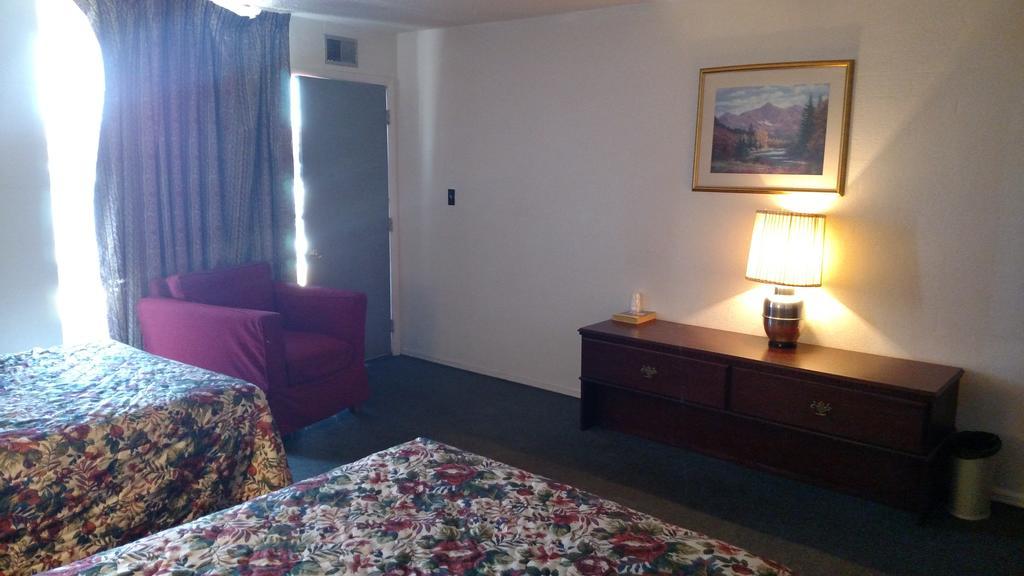 Essex House Motel Литлтон Экстерьер фото