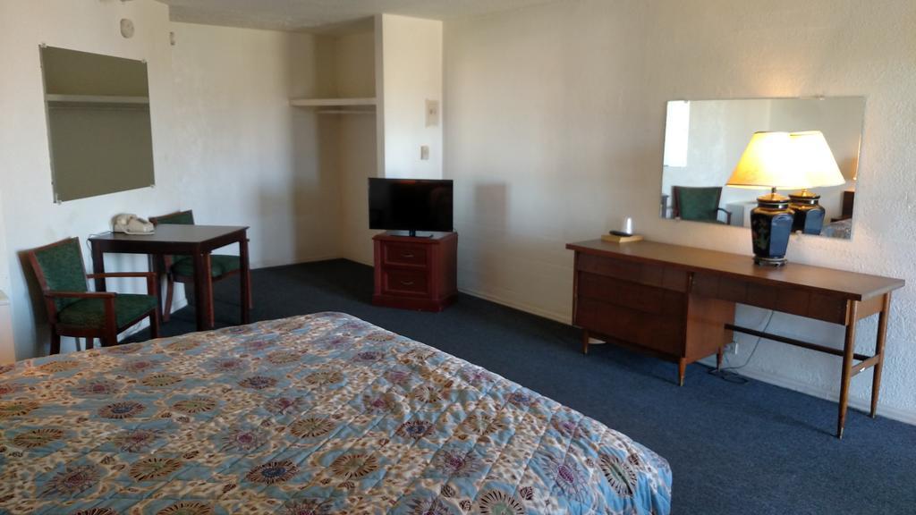 Essex House Motel Литлтон Экстерьер фото