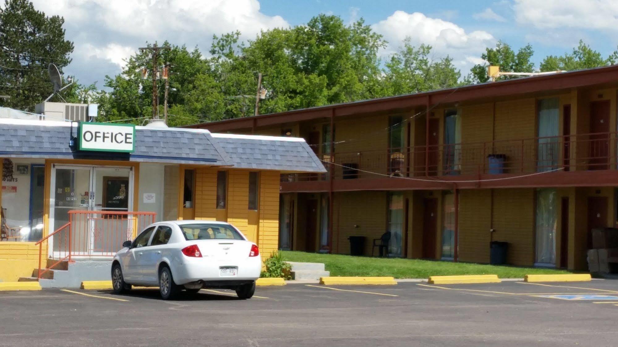 Essex House Motel Литлтон Экстерьер фото